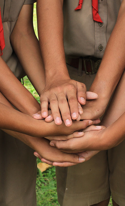 scouts-hands